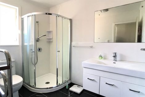 Photo of property in 49 Riverpark Crescent, Henderson, Auckland, 0610