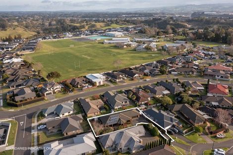 Photo of property in 14 Lochay Place, Pyes Pa, Tauranga, 3112