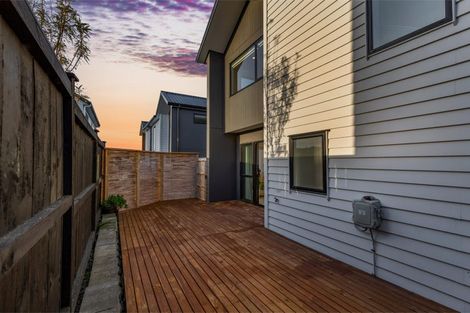 Photo of property in 24 Lumbarda Drive, Kumeu, 0810