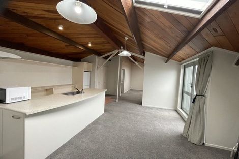 Photo of property in Metro Apartments, 20/220 Thorndon Quay, Pipitea, Wellington, 6011