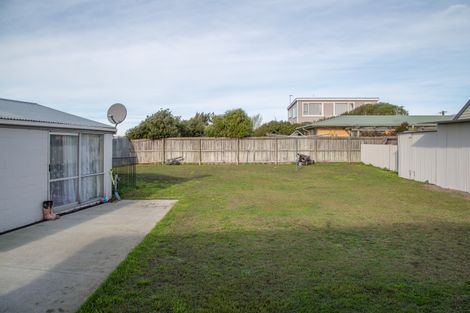 Photo of property in 8 Pandora Street, North New Brighton, Christchurch, 8083