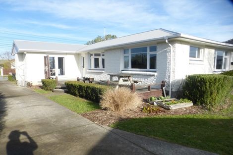 Photo of property in 21 Bethel Crescent, Bishopdale, Christchurch, 8053
