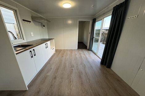 Photo of property in 7 Ross Grove, Paraparaumu, 5032