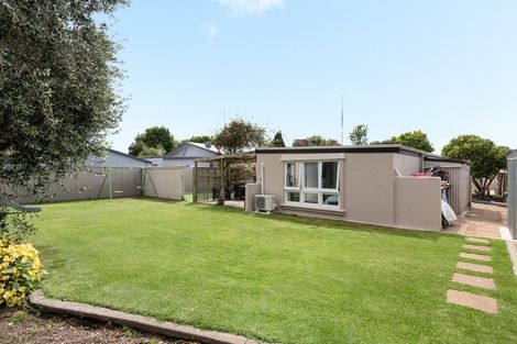 Photo of property in 2/15 Greerton Road, Gate Pa, Tauranga, 3112