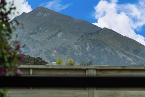 Photo of property in 8 Quinnat Street, Albert Town, Wanaka, 9305