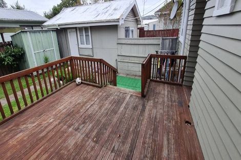Photo of property in 1/70 Settlement Road, Papakura, 2110