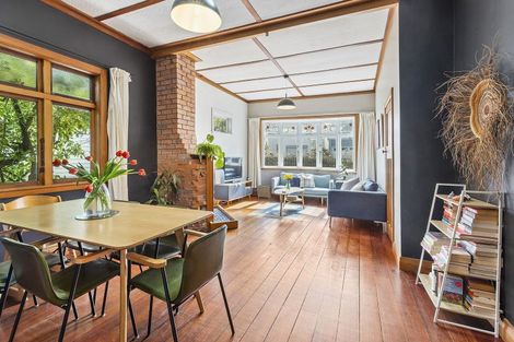 Photo of property in 39 Dee Street, Island Bay, Wellington, 6023