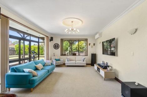 Photo of property in 71 St Annes Crescent, Wattle Downs, Auckland, 2103