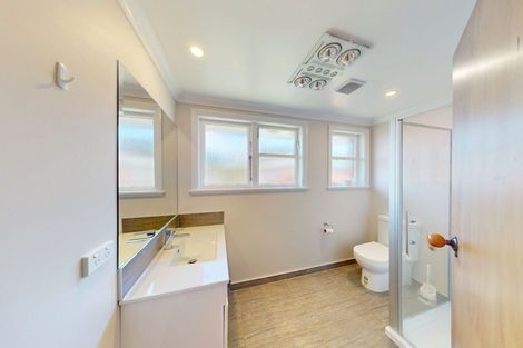 Photo of property in 41 Ellesmere Crescent, Highbury, Palmerston North, 4412