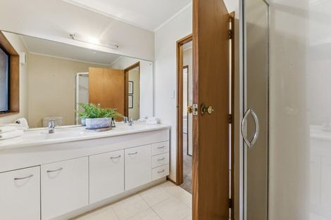Photo of property in 1/11 Faulkner Road, Northcote Point, Auckland, 0627