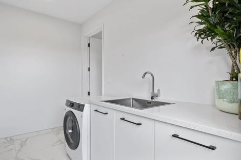 Photo of property in 6 Timara Crescent, Marshland, Christchurch, 8083