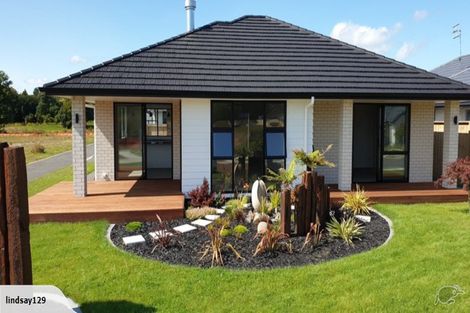 Photo of property in 2 Mural Drive, Katikati, 3129