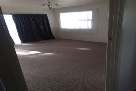 Photo of property in 2/17a Omana Road, Papatoetoe, Auckland, 2025