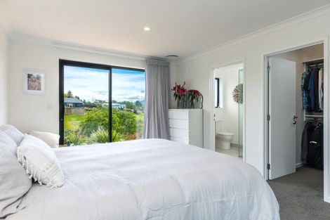 Photo of property in 19 Golf View Close, Fairhall, 7272