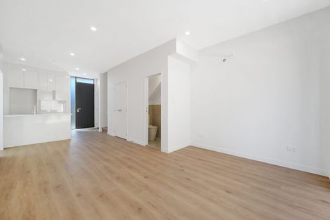 Photo of property in 1/44 Mcleod Road, Weymouth, Auckland, 2103