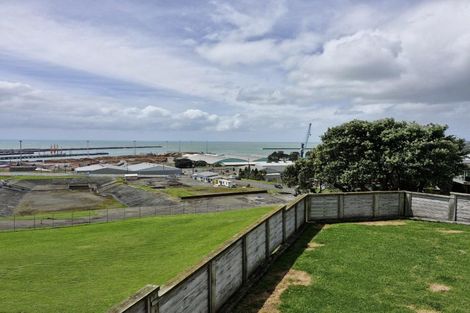 Photo of property in 11a Catherine Crescent, Moturoa, New Plymouth, 4310