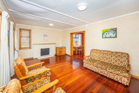 Photo of property in 39 Rose Street, Raglan, 3225