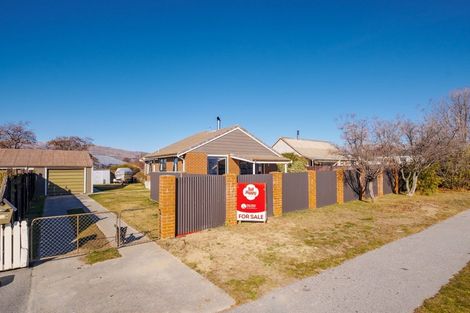Photo of property in 139 Waenga Drive, Cromwell, 9310