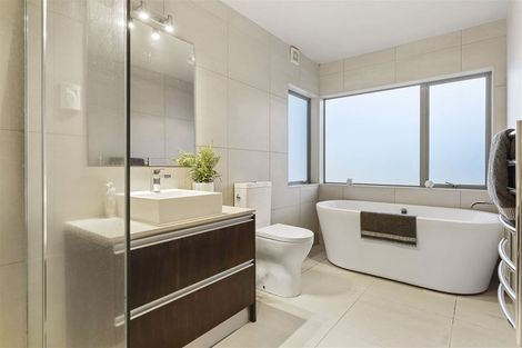 Photo of property in 62a Pah Road, Royal Oak, Auckland, 1023