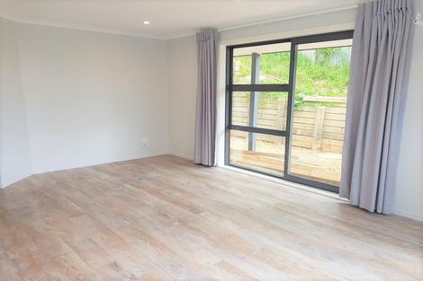 Photo of property in 58a Leicester Street, Cannons Creek, Porirua, 5024