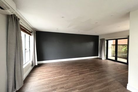 Photo of property in 2c Lewisville Terrace, Thorndon, Wellington, 6011