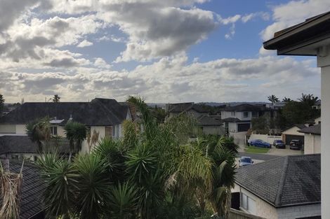 Photo of property in 4 Kawai Rise, Te Atatu Peninsula, Auckland, 0610