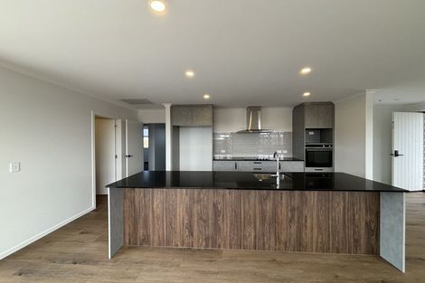 Photo of property in 16 Songpa Street, Halswell, Christchurch, 8025