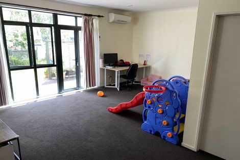 Photo of property in Tuscany Towers, 90/1 Ambrico Place, New Lynn, Auckland, 0600