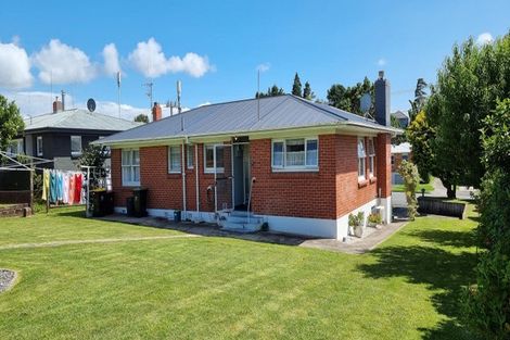 Photo of property in 240 Ngatai Road, Otumoetai, Tauranga, 3110