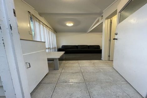 Photo of property in 221/19 Downing Street, Glenfield, Auckland, 0629