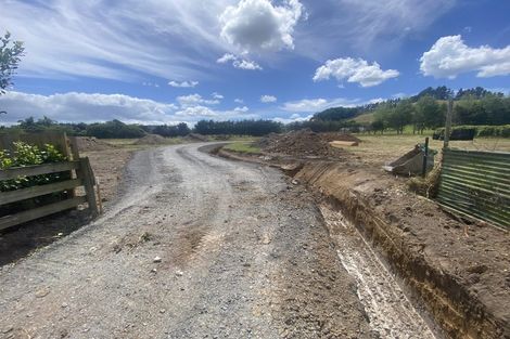 Photo of property in 15 Sands Road, Glenbervie, 0173