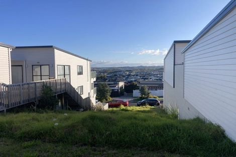 Photo of property in 44 Ascension Crescent, Orewa, 0931