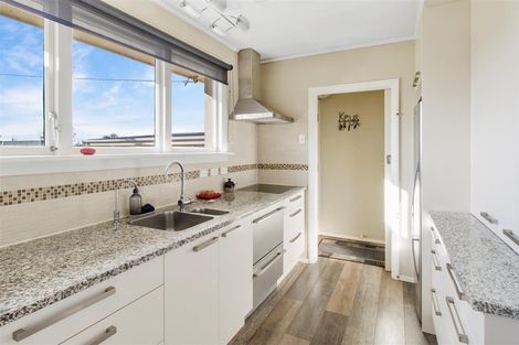 Photo of property in 1 Bond Street, Waimate, 7924