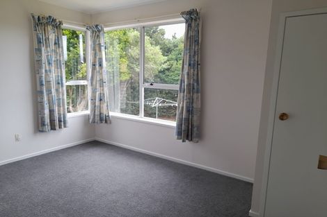 Photo of property in 11 Cockayne Crescent, Sunnynook, Auckland, 0620