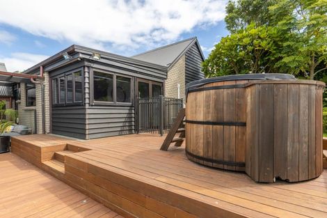 Photo of property in 531 Frankley Road, Hurworth, New Plymouth, 4371