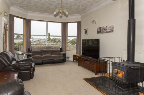 Photo of property in 7 Tennyson Street, Dannevirke, 4930