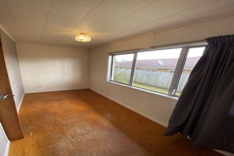 Photo of property in 38d Hetherington Road, Ranui, Auckland, 0612