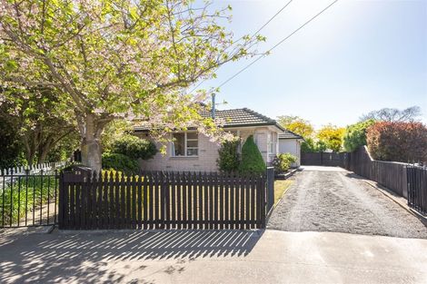 Photo of property in 23 Fairmile Place, Russley, Christchurch, 8042