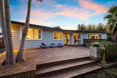 Photo of property in 112 Rathgar Road, Henderson, Auckland, 0610
