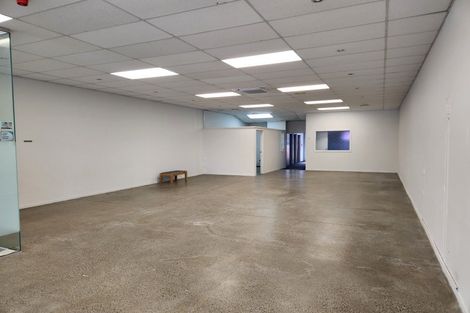 Photo of property in 120 Great South Road, Takanini, 2112