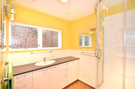 Photo of property in 31 Gorman Street, Macandrew Bay, Dunedin, 9014