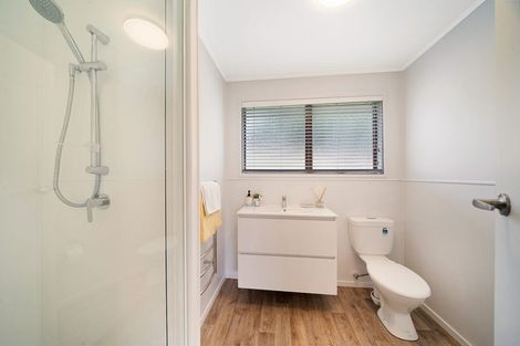 Photo of property in 11 Pimento Place, New Lynn, Auckland, 0600