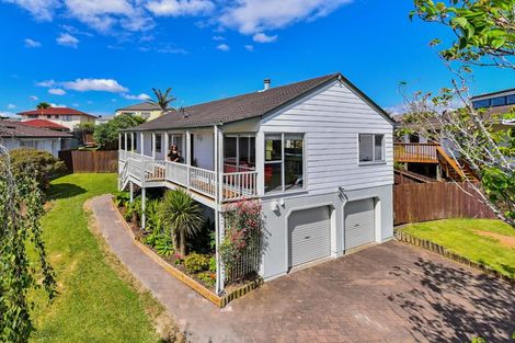 Photo of property in 155 Ransom Smyth Drive, Goodwood Heights, Auckland, 2105