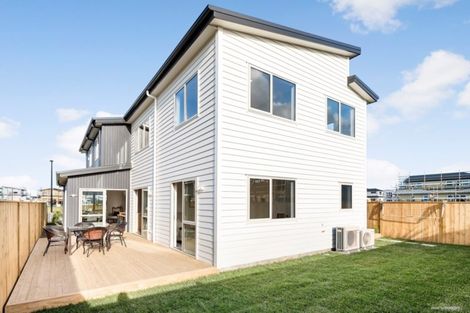 Photo of property in 16 Toanui Road, Hobsonville, Auckland, 0616