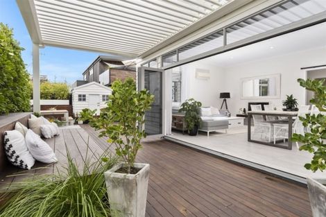 Photo of property in 10a Maranui Street, Mount Maunganui, 3116