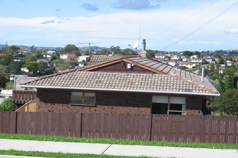 Photo of property in 255 Glengarry Road, Glen Eden, Auckland, 0602