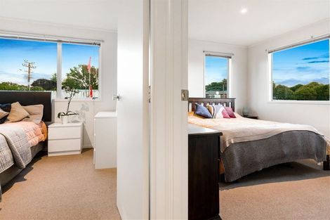 Photo of property in 529 Swanson Road, Ranui, Auckland, 0612