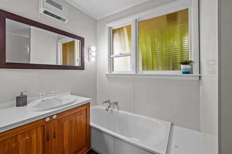 Photo of property in 1 Bathurst Street, Allenton, Ashburton, 7700