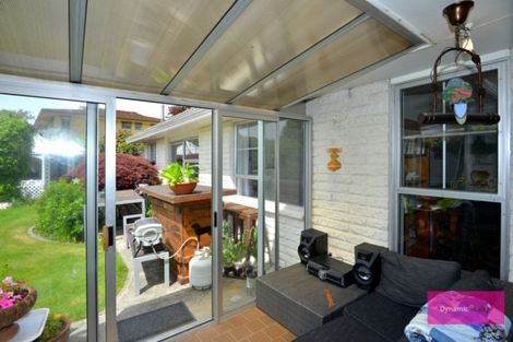 Photo of property in 17 Witbrock Crescent, Burnside, Christchurch, 8053