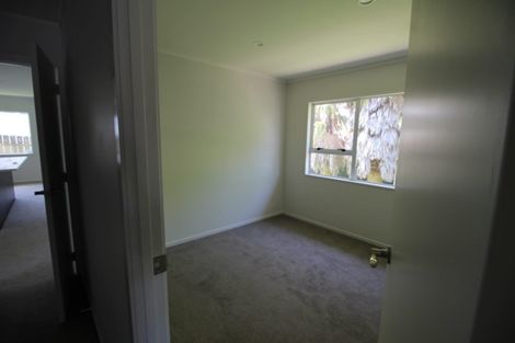 Photo of property in 2 Frank Hewitt Street, Pukekohe, 2120